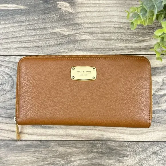 Michael Kors Large Luggage Tan Pebbled Leather Zip Around Wallet - Picture 2 of 12